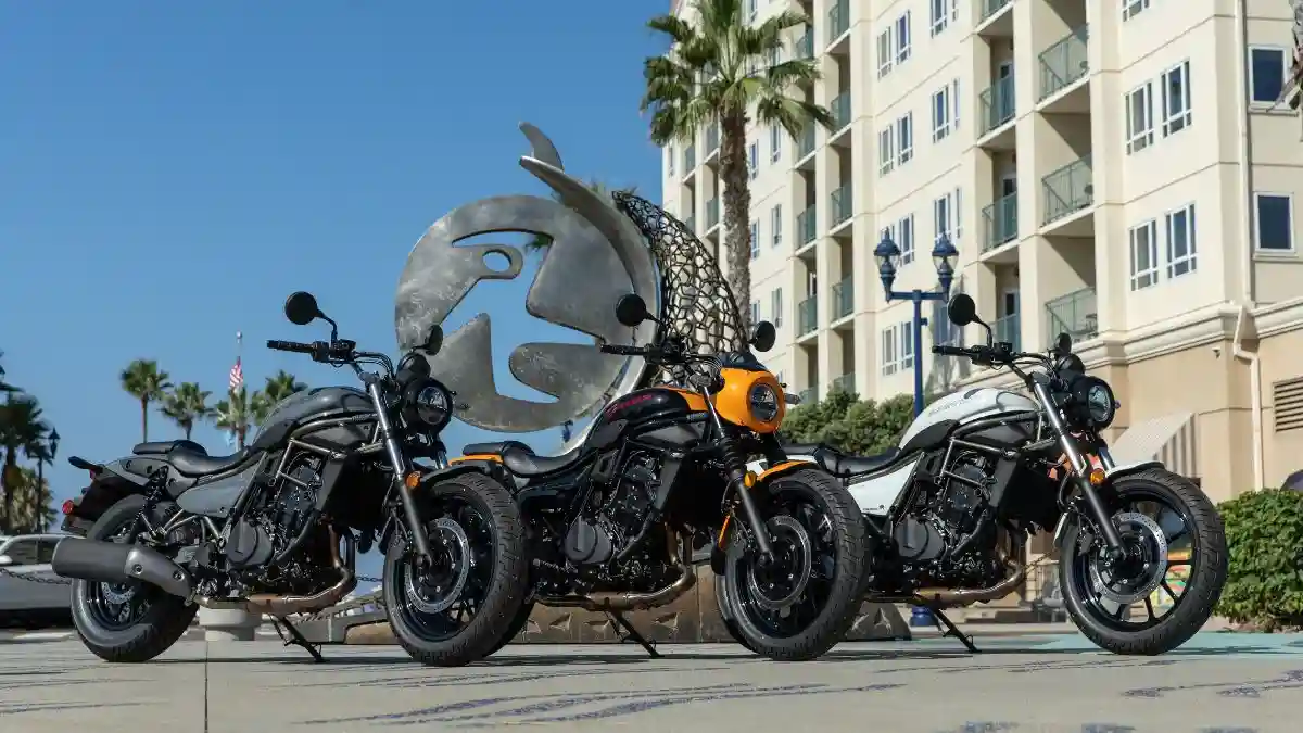 Kawasaki Eliminator 400 Plaza Edition 2025